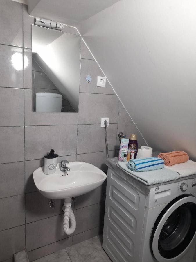 Family Apartmani Le Leskovac  Dış mekan fotoğraf
