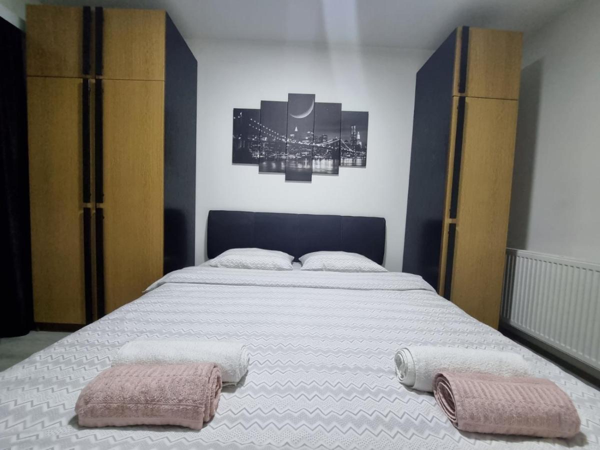 Family Apartmani Le Leskovac  Dış mekan fotoğraf
